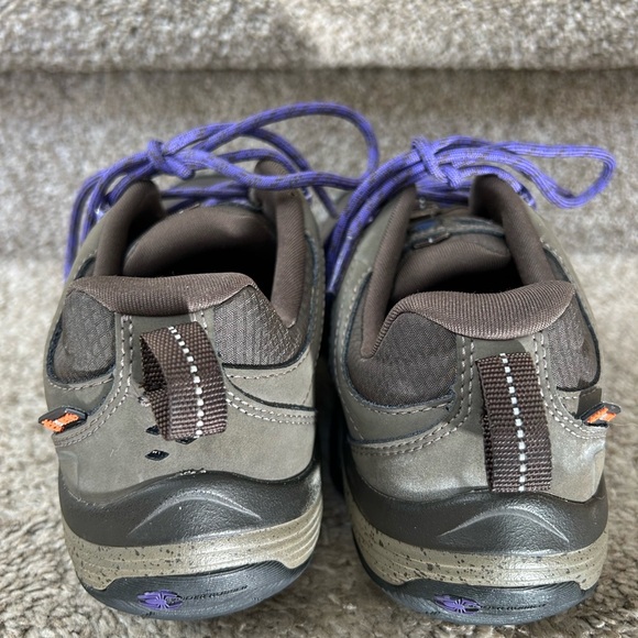 Teva Women’s Surge Event Waterproof Hiking shoe. Size 8. Excellent condition. - Picture 3 of 12